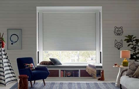 Window treatments Hunter Douglas